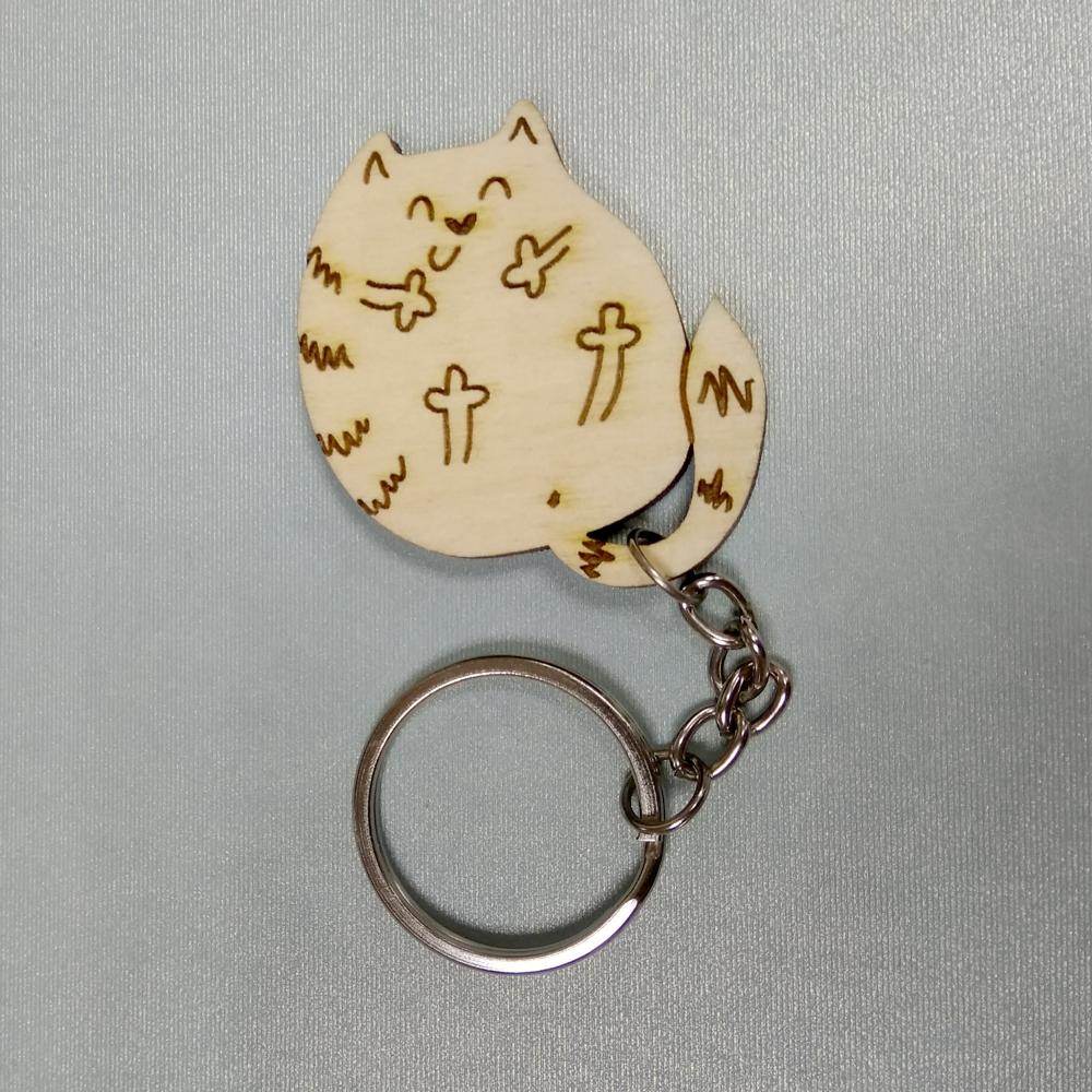 Adorable Wooden Cat Keychain – Laser Engraved Cute Kitty Design - IG Store