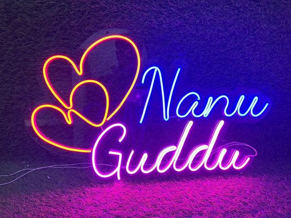 Custom Neon Couple Name Light with Hearts